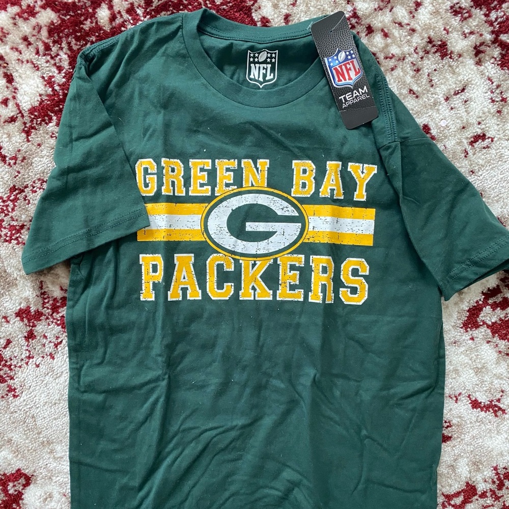 NWT* NFL Team Apparel Green Bay Packers Tee
